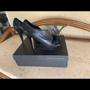 Vince Camino Black Nappa Leather Peep Toe Pumps